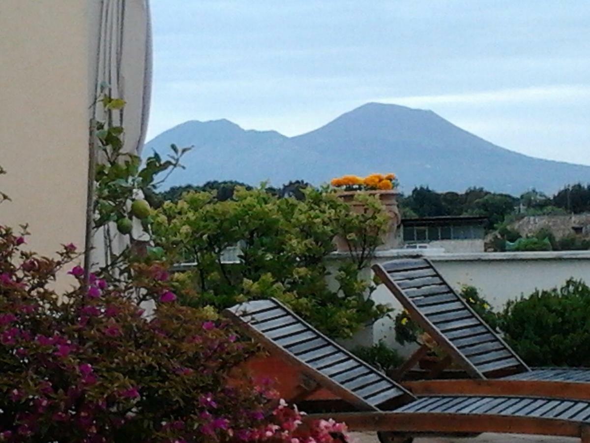 Bed and Breakfast Il Portoncino Neapel Exterior foto