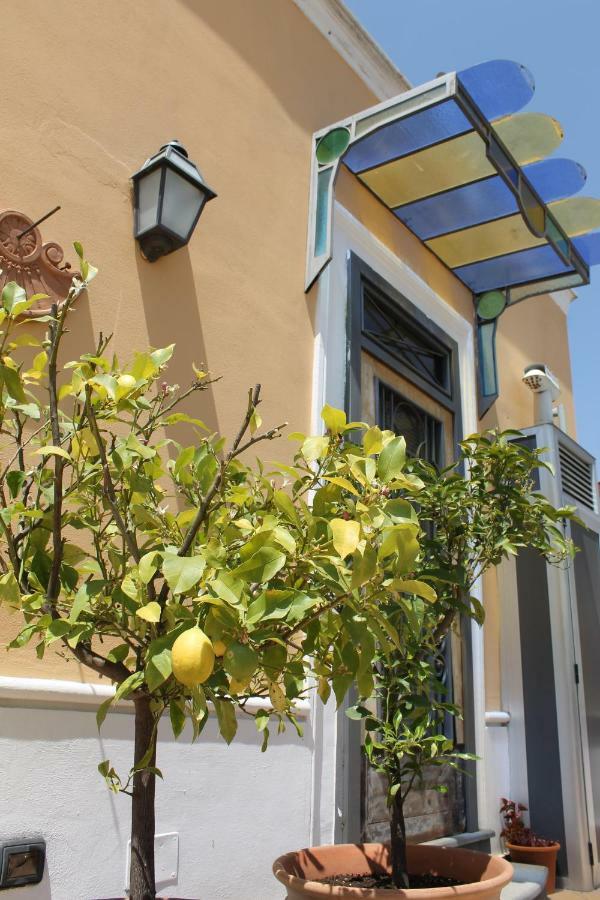 Bed and Breakfast Il Portoncino Neapel Exterior foto